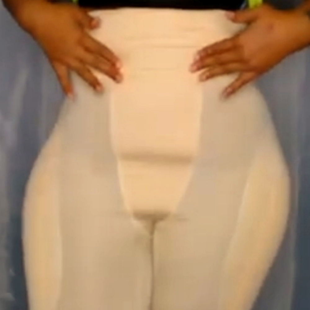 Hip smoother waist shaper (black) US size 18-20 NEW W/TAGS